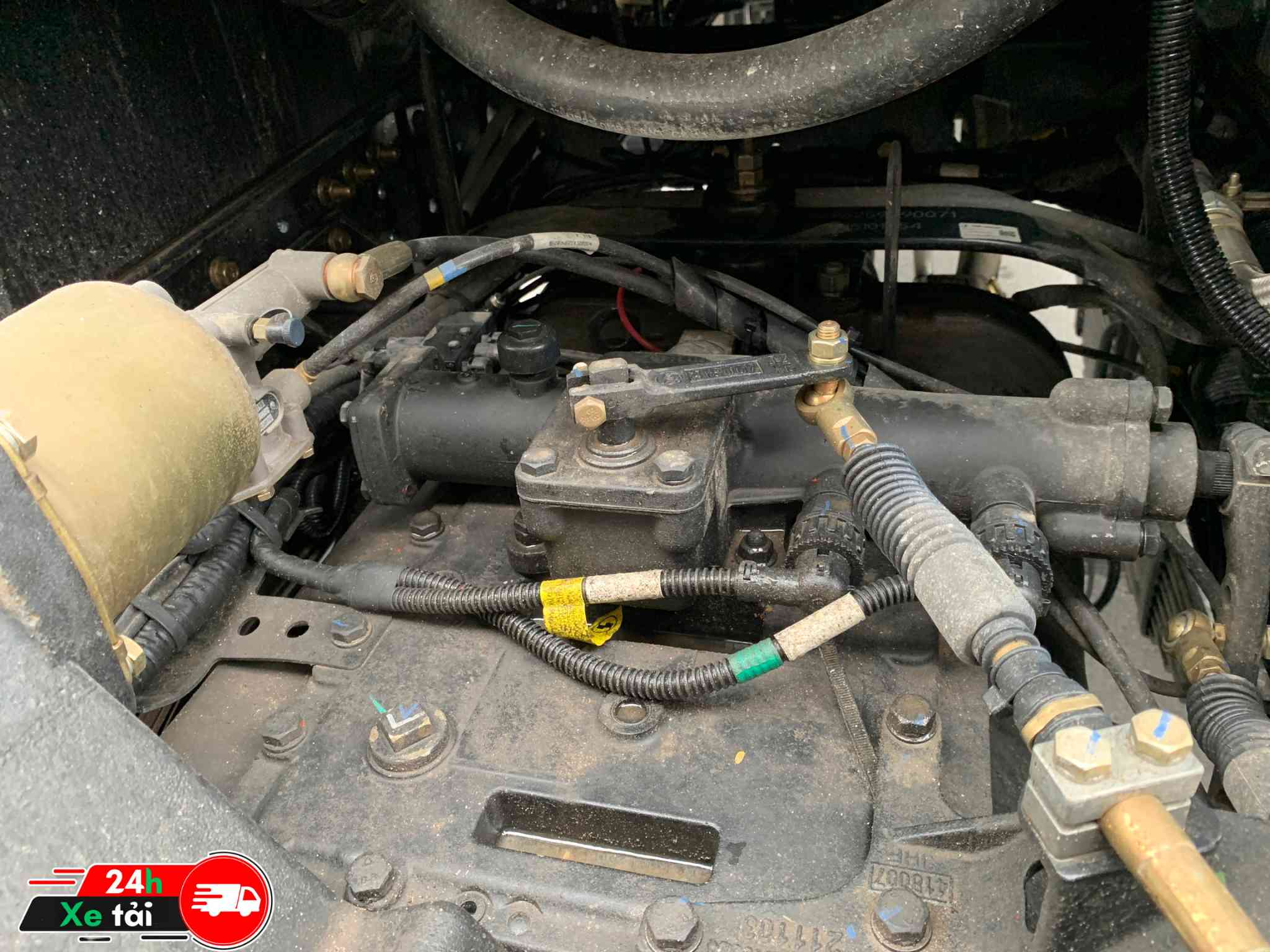 Hộp số xe ben Shacman 400 HP