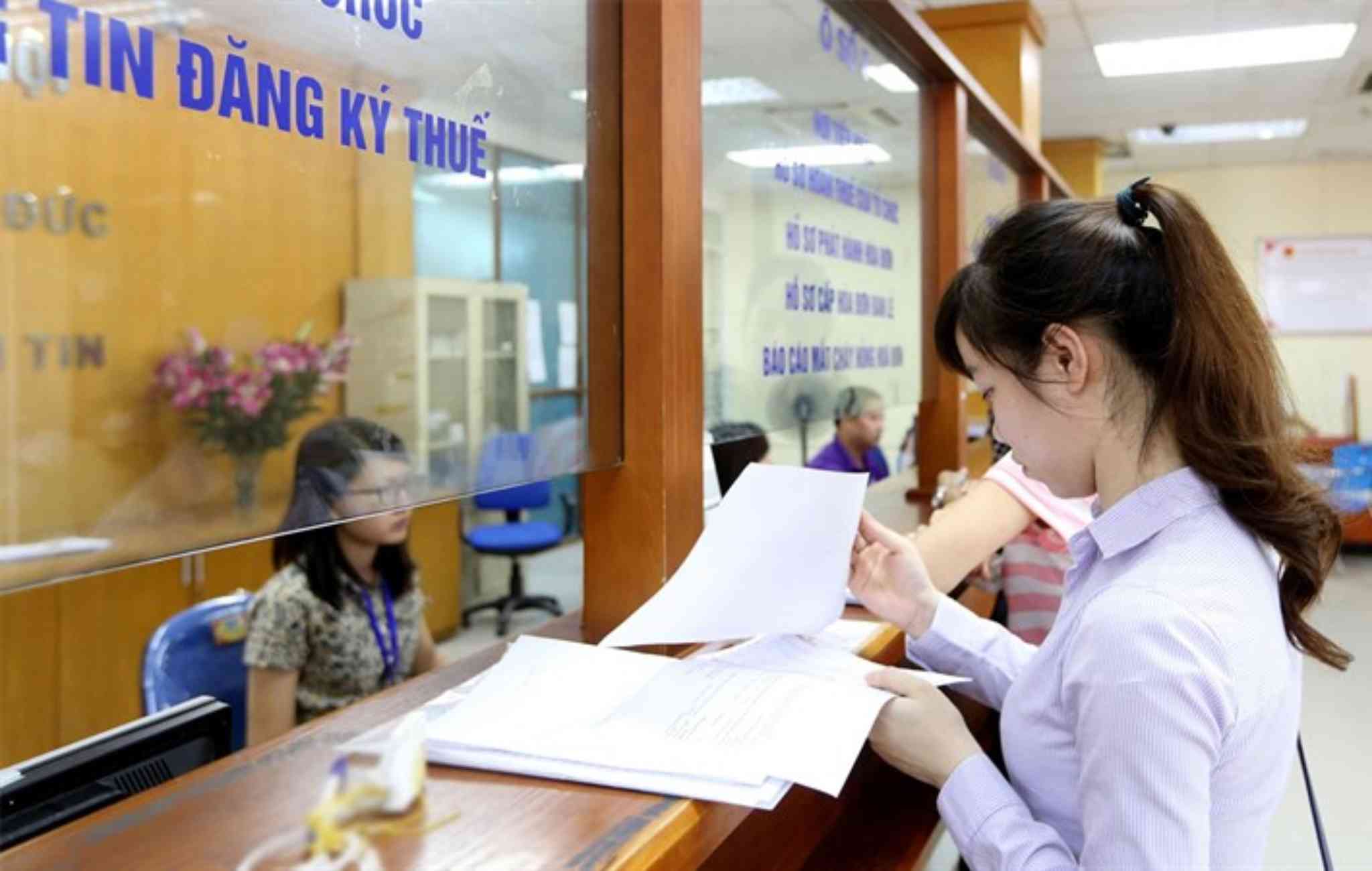 Nộp thuế trước bạ ô tô, xe máy nhanh chóng
